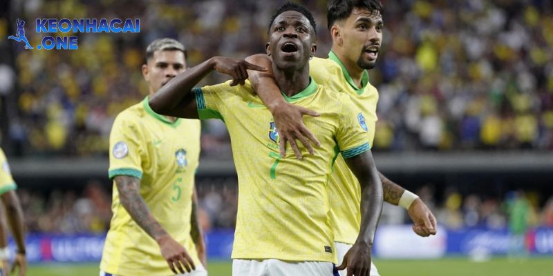Brasil đấu với Paraguay - Thế trận hấp dẫn